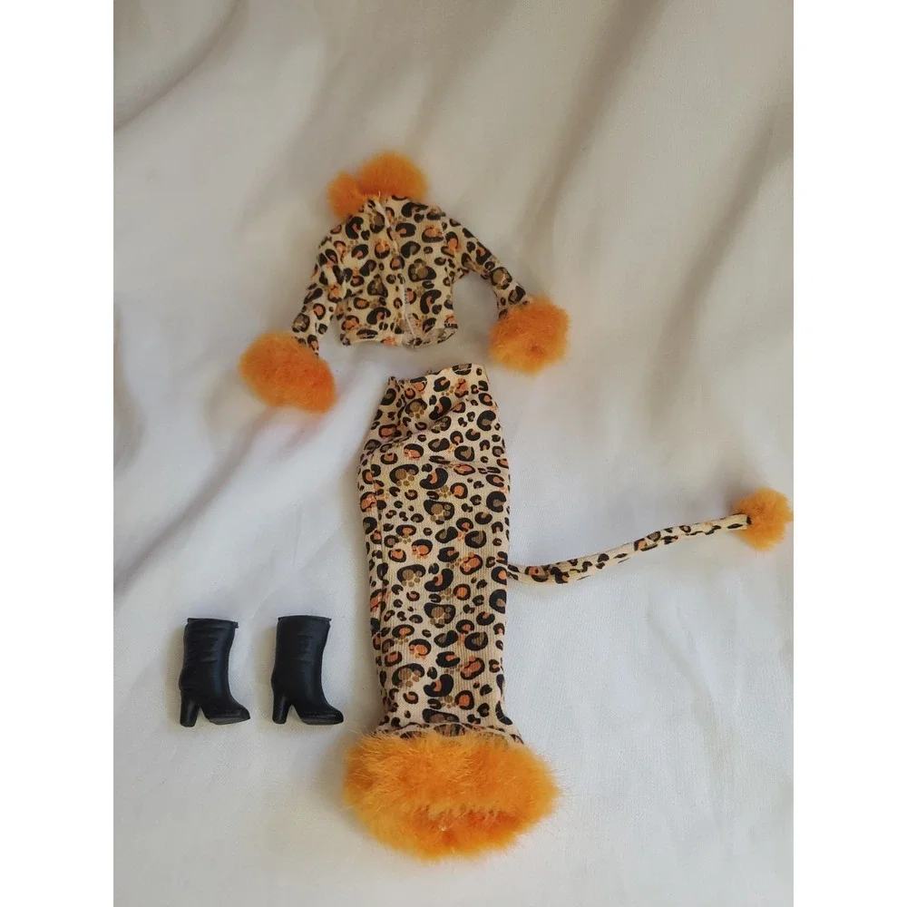 2002 Masqerade Party Barbie Vintage Leopard Cheetah Print Cat Costume Orange Fur